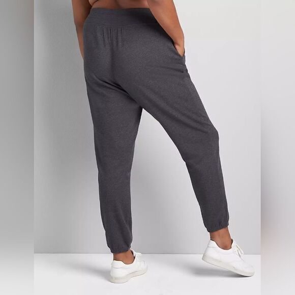 NWOT LIVI by Lane Bryant French Terry Joggers Sweat Pants - Size 22/24 - Picture 2 of 8